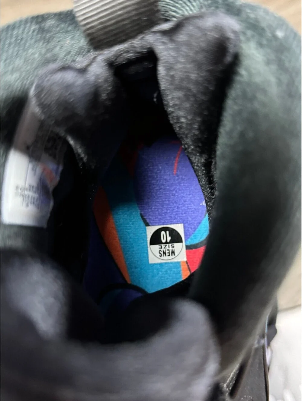Size 10 - Jordan 8 Retro Aqua (2025)